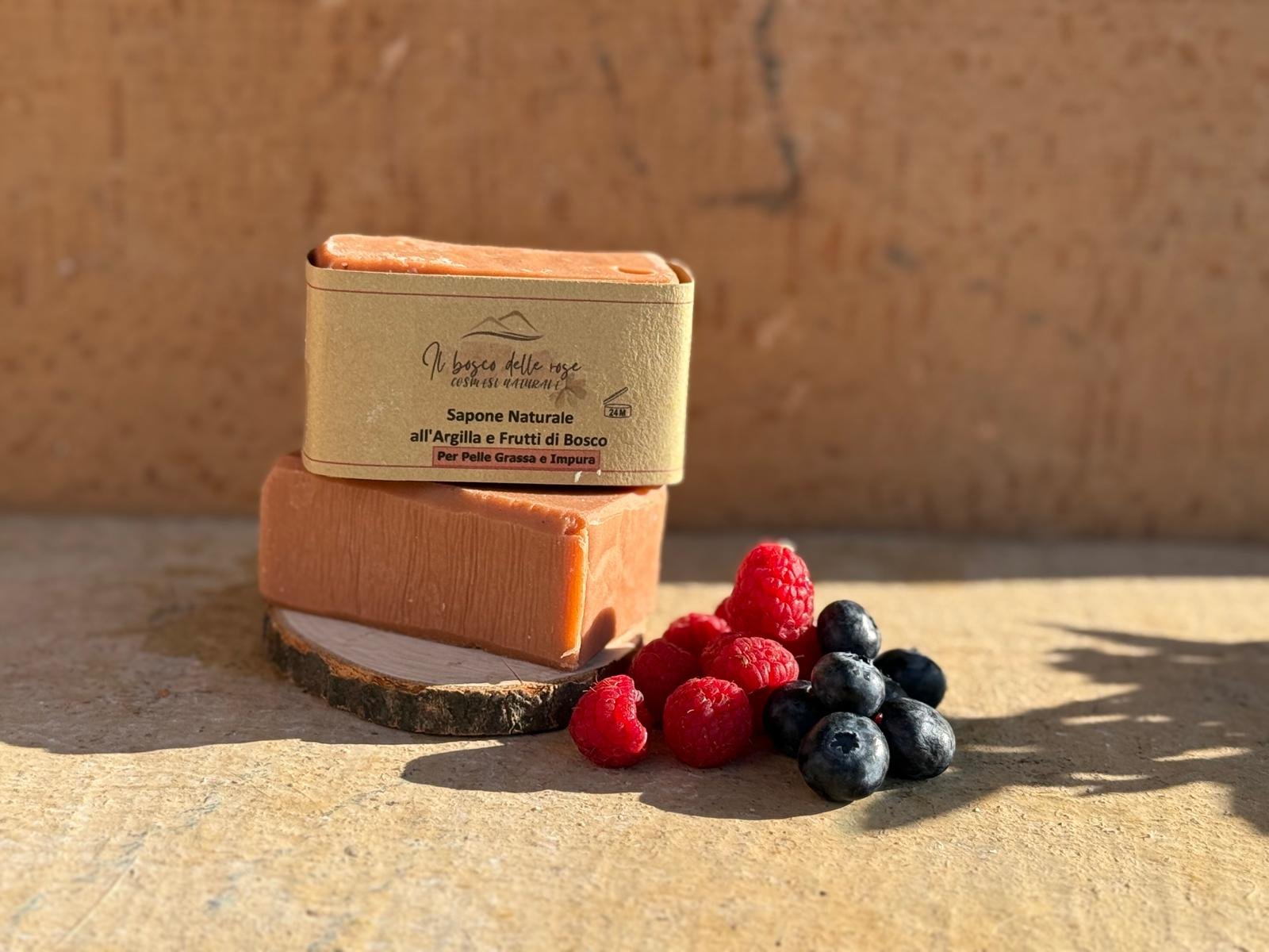SAPONE NATURALE ARGILLA E FRUTTI DI BOSCO